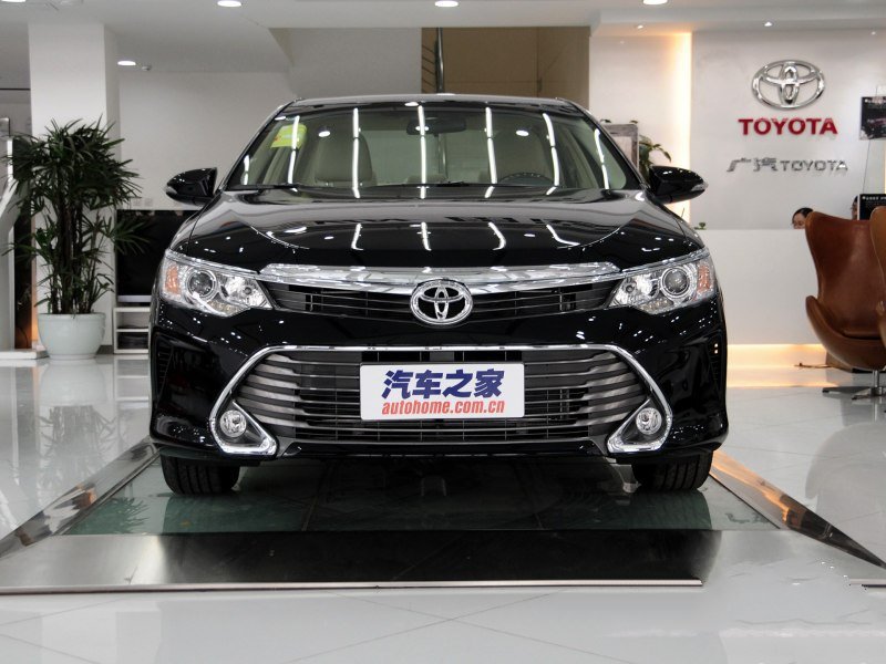 成都租車選自動(dòng)檔還是手動(dòng)檔好