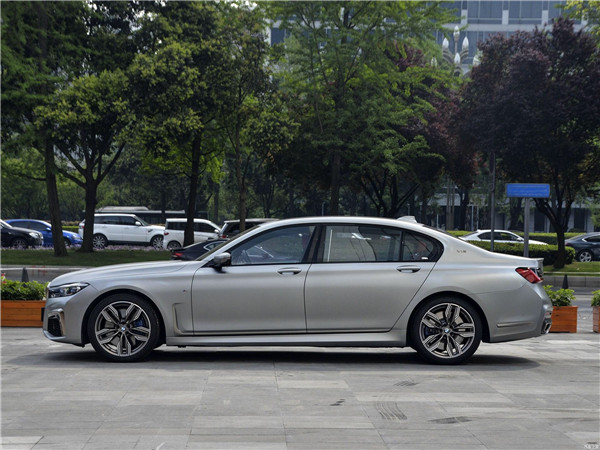 成都租車去拉薩哪款車型好