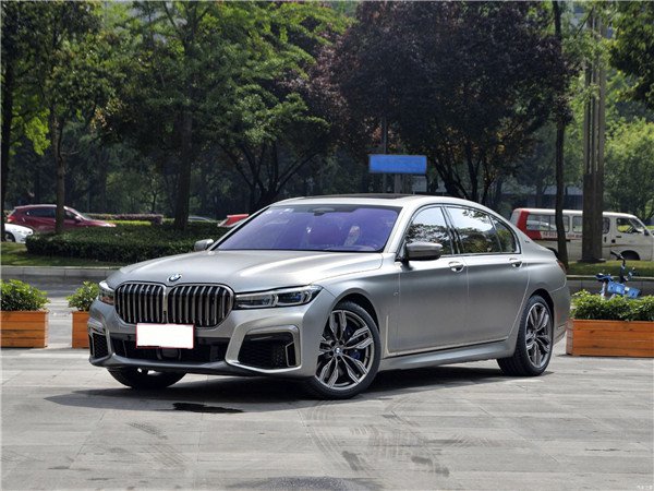 春節(jié)成都租車的價格是多少